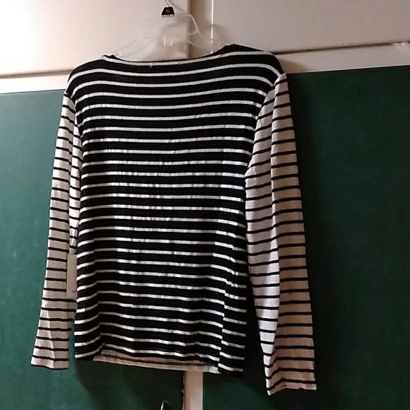 🌹🌻🌹🌻Hye Park & Lune light sweater! - Picture 2 of 4